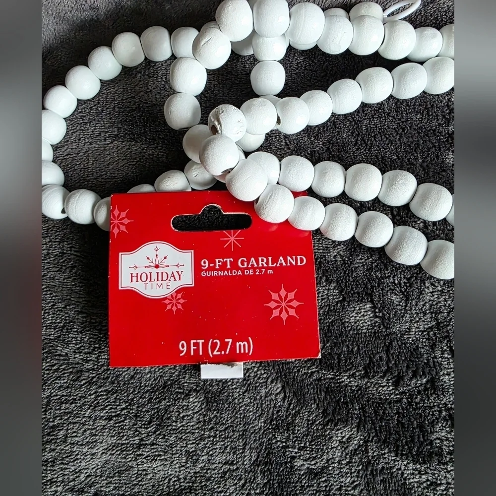 New Round 14mm Wood Bead Christmas Garland, White, 9 feet bundle of 3